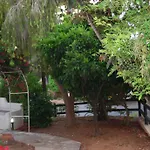 Margarita 110 - Newly Renovated Διαμέρισμα *