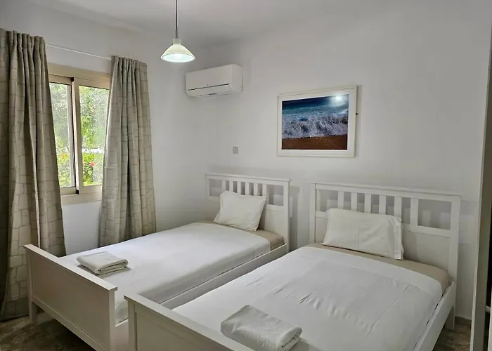 Margarita 110 아파트 파포스